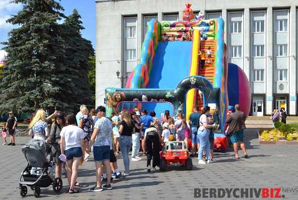 Дитячі розваги у Бердичеві