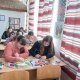 15/20: У Житомирі студенти створюють 2025 писанок-оберегів для військових / Фото: Ірина Чириця, Укрінформ
