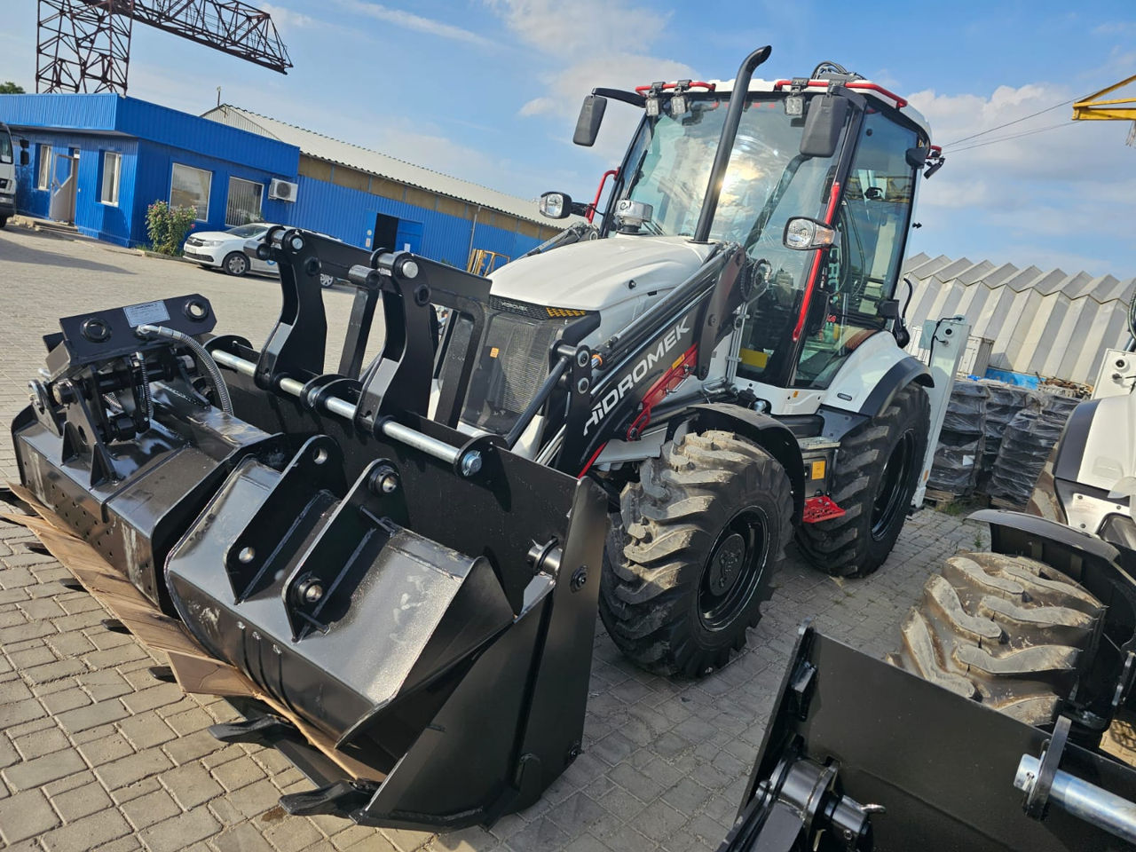 HIDROMEK 102B