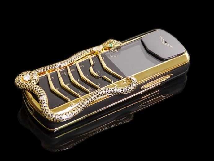 Vertu Signature Cobra