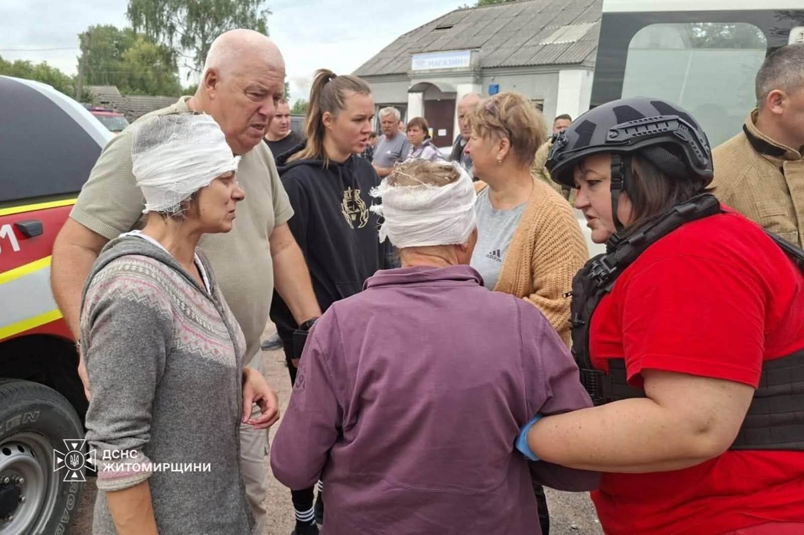 ДСНС: десятків постраждалих у Коростенщині після атаки. Ліквідація наслідків триває.