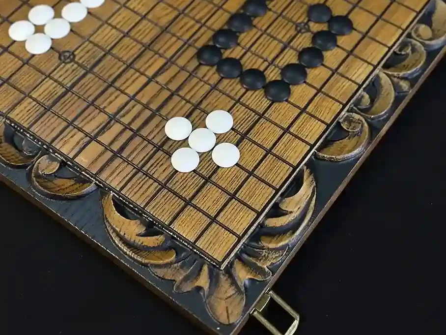 Игра Го из дерева 
