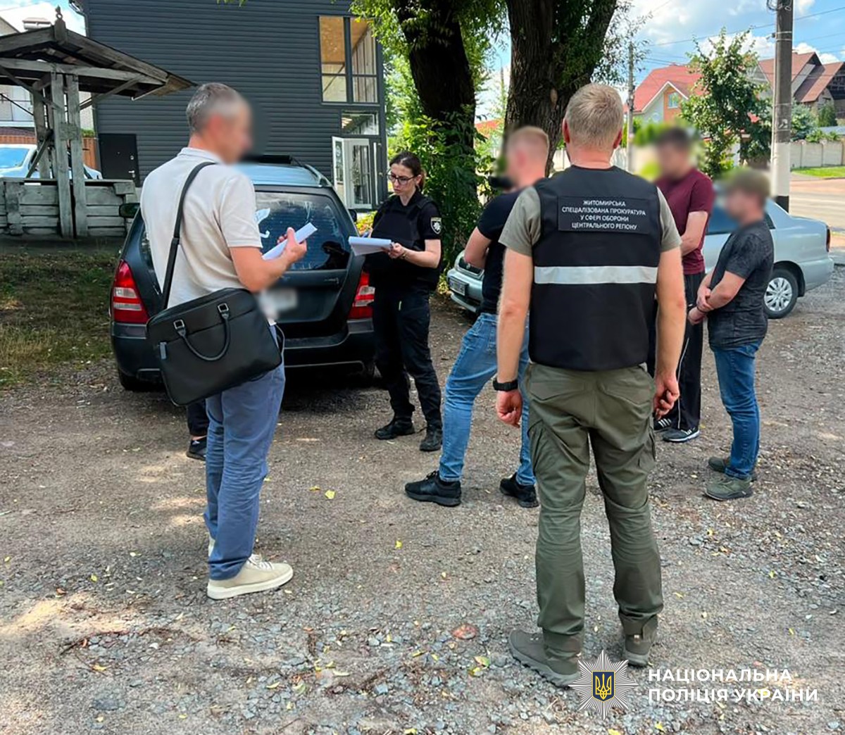 Житомир: посеред вулиць затримано торговця зброєю.