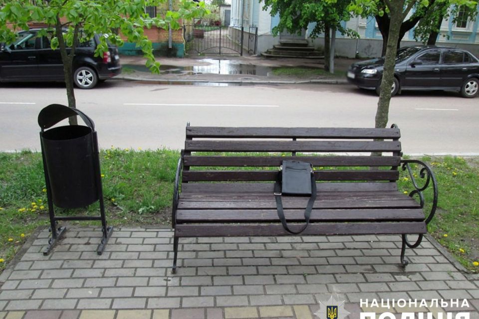 Бердичівські поліцейські оголосили про підозри трьом причетним до крадіжок